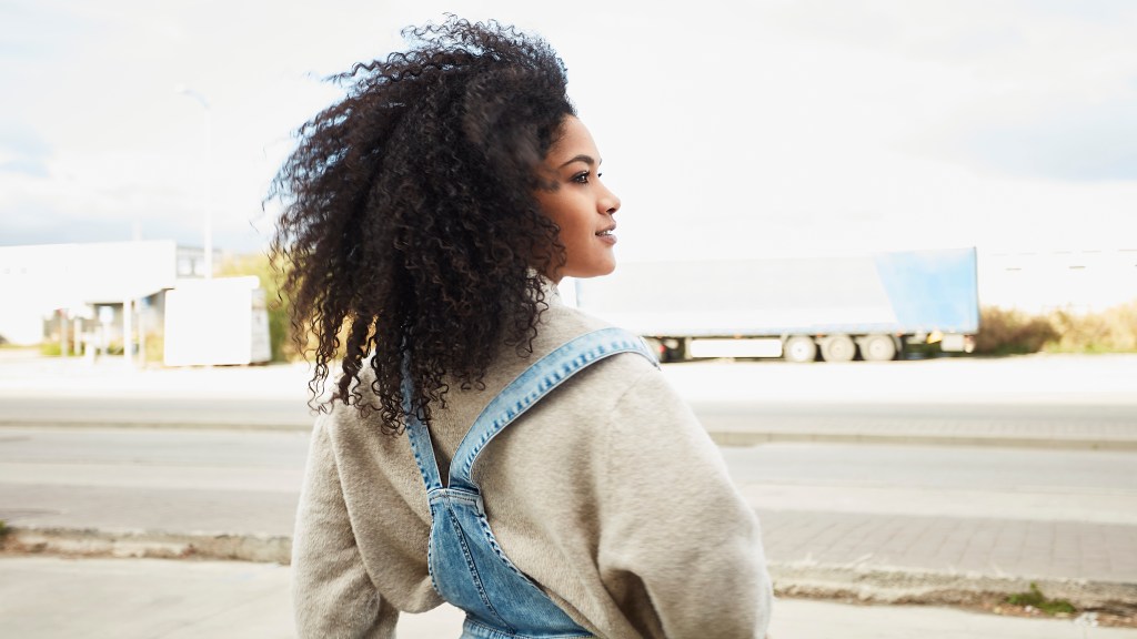 🌱 Pourquoi vos cheveux ne poussent pas (et comment y remédier)